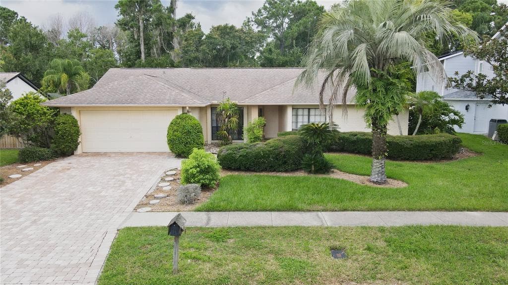 3907 KRISTIN PLACE VALRICO, FL 33596