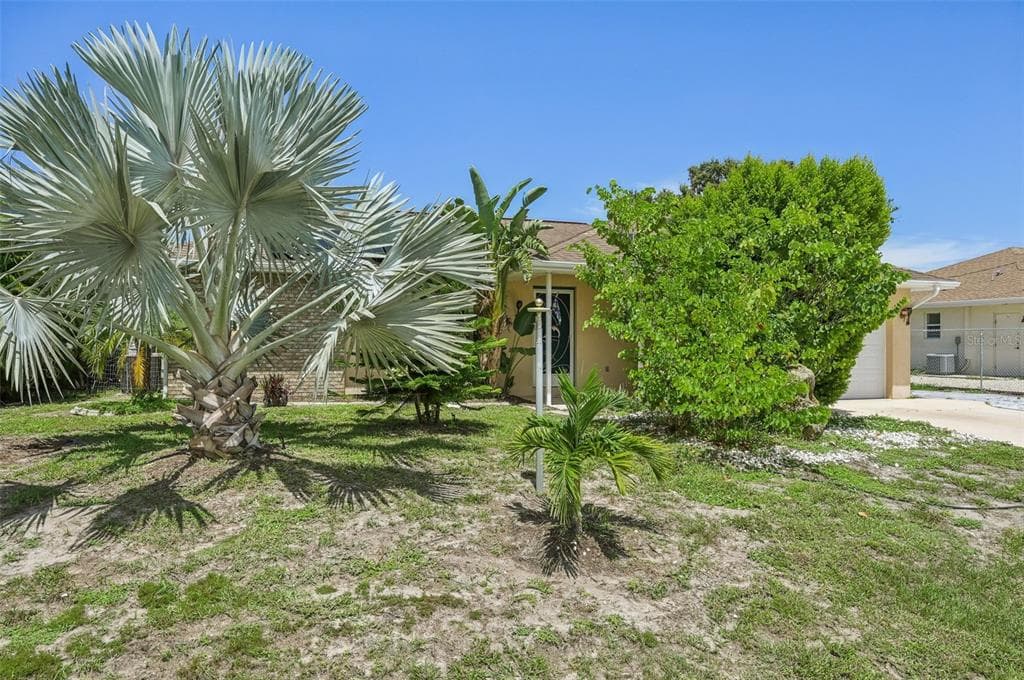 5864 REGENT ROAD VENICE, FL 34293