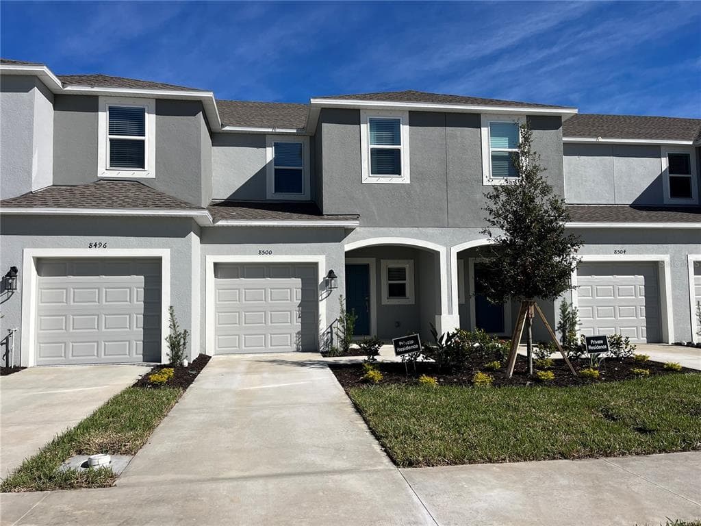 8500 LUNAR SKYE STREET SARASOTA, FL 34241