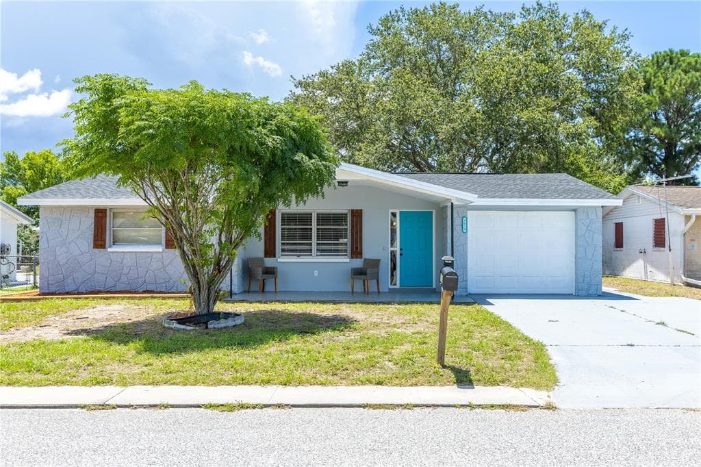 3614 BIGELOW DRIVE HOLIDAY, FL 34691