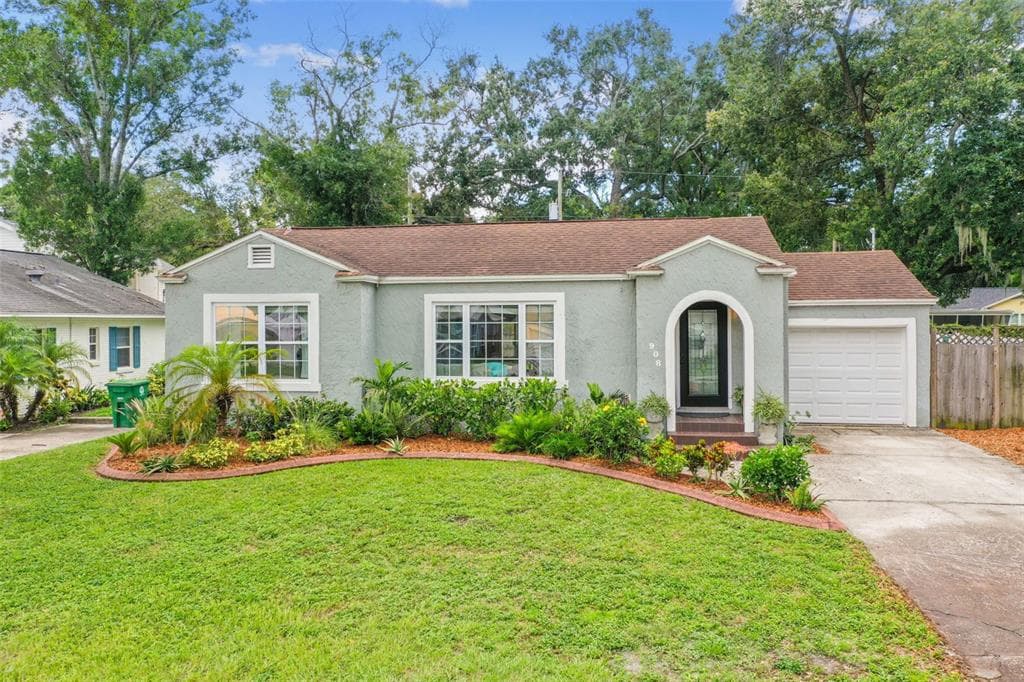 908 W CANDLEWOOD AVENUE TAMPA, FL 33603