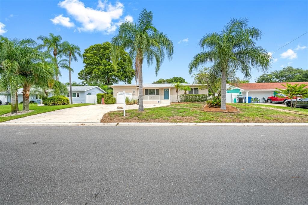 4553 35TH AVENUE N ST PETERSBURG, FL 33713