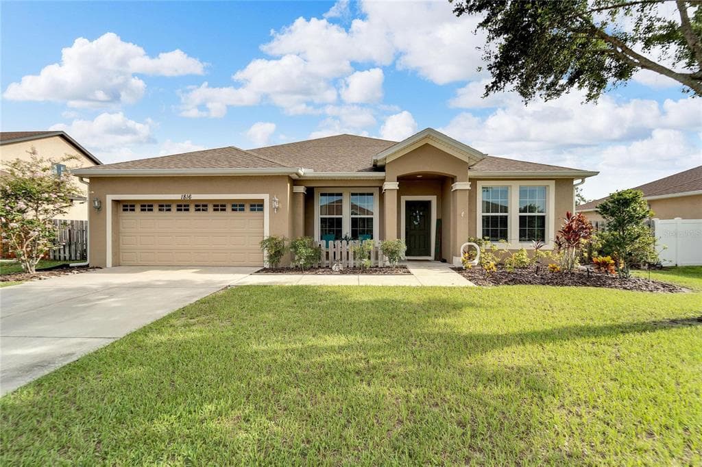 1816 VIA CHIANTI STREET PLANT CITY, FL 33566