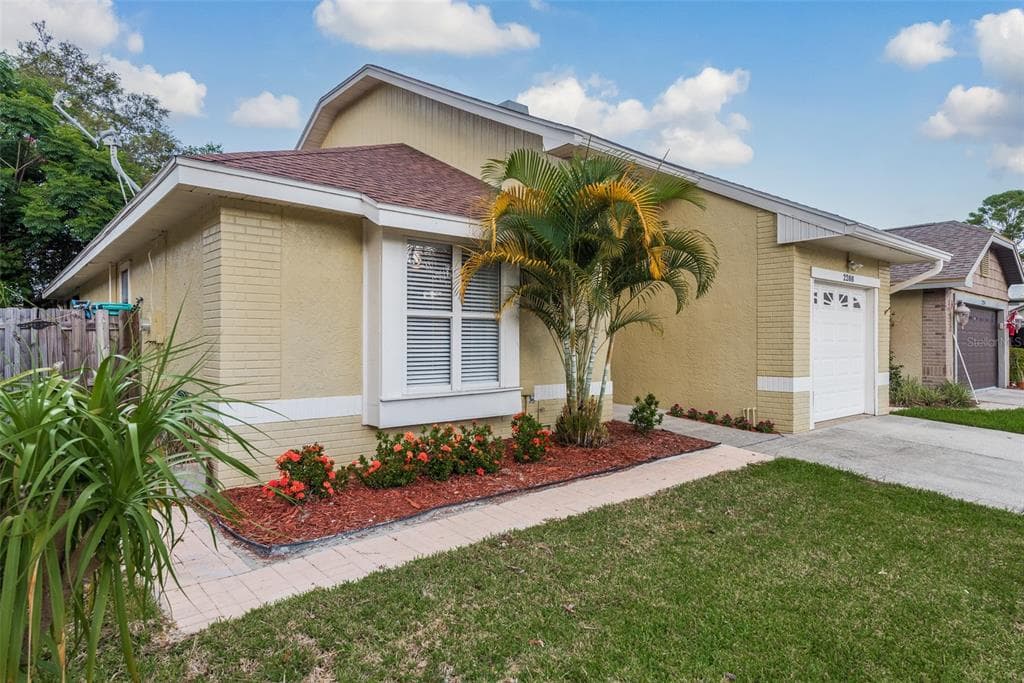 2288 SPRINGFLOWER DRIVE CLEARWATER, FL 33763