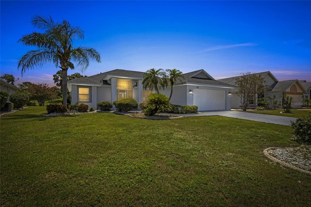 1907 E DEL WEBB BOULEVARD SUN CITY CENTER, FL 33573