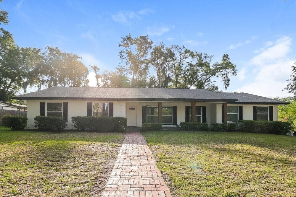 1519 STORMWAY COURT APOPKA, FL 32712