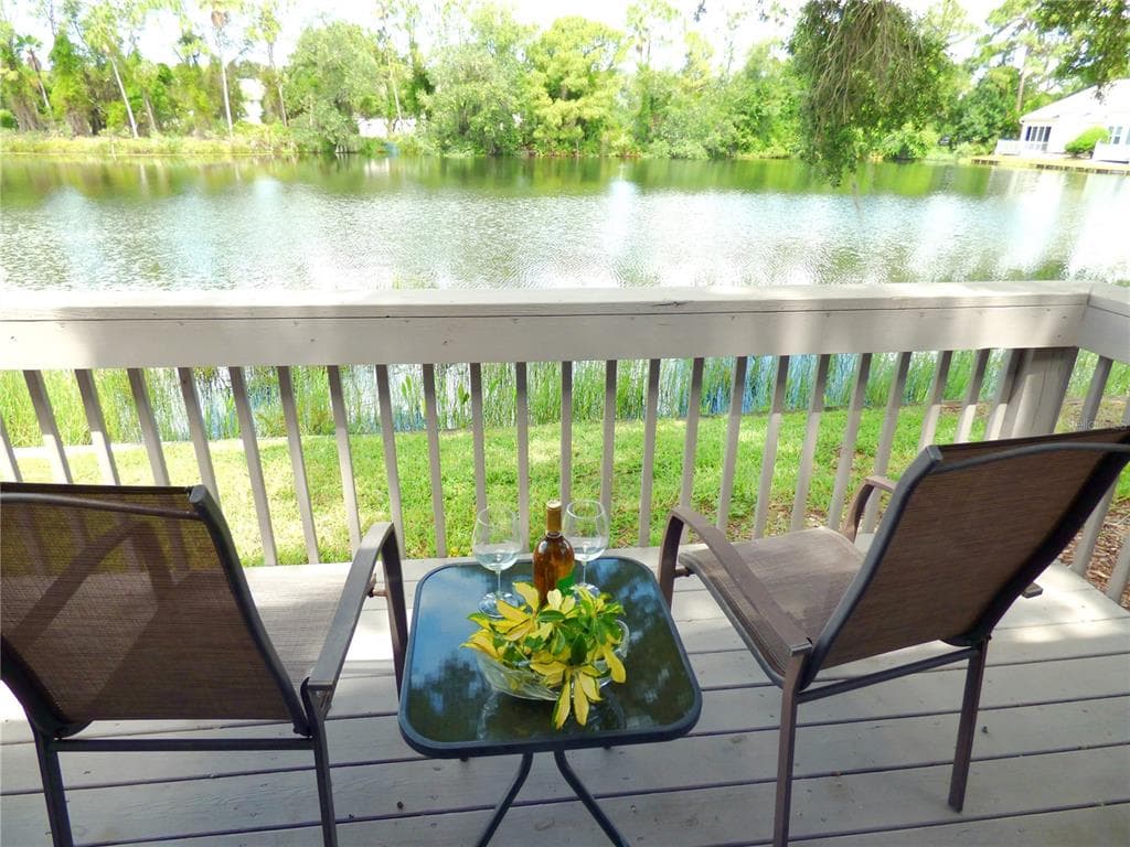 7704 WHITEBRIDGE GLEN UNIT 7704 UNIVERSITY PARK, FL 34201