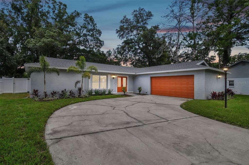 4609 GLENSIDE CIRCLE TAMPA, FL 33624