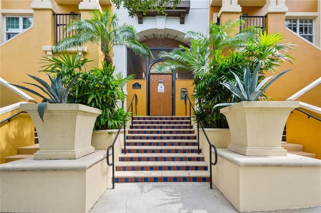 100 4TH AVENUE S UNIT 426 ST PETERSBURG, FL 33701