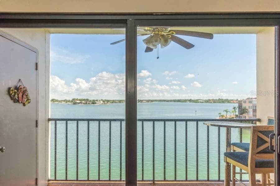 7700 SUN ISLAND DRIVE S UNIT 406 SOUTH PASADENA, FL 33707