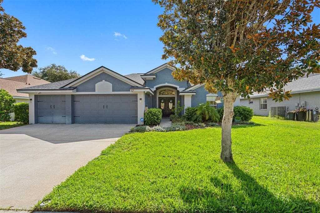 419 CARRIAGE HOUSE LANE TARPON SPRINGS, FL 34688