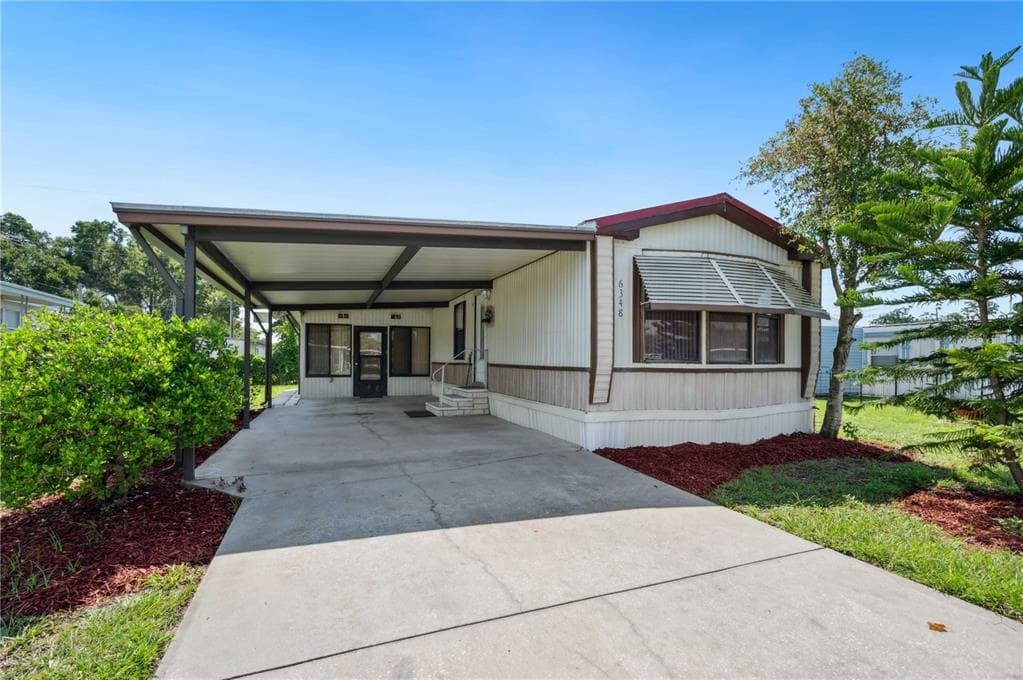 6348 MIDLAND STREET ZEPHYRHILLS, FL 33542