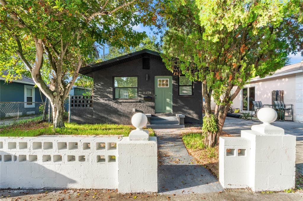 2508 11TH AVENUE S ST PETERSBURG, FL 33712