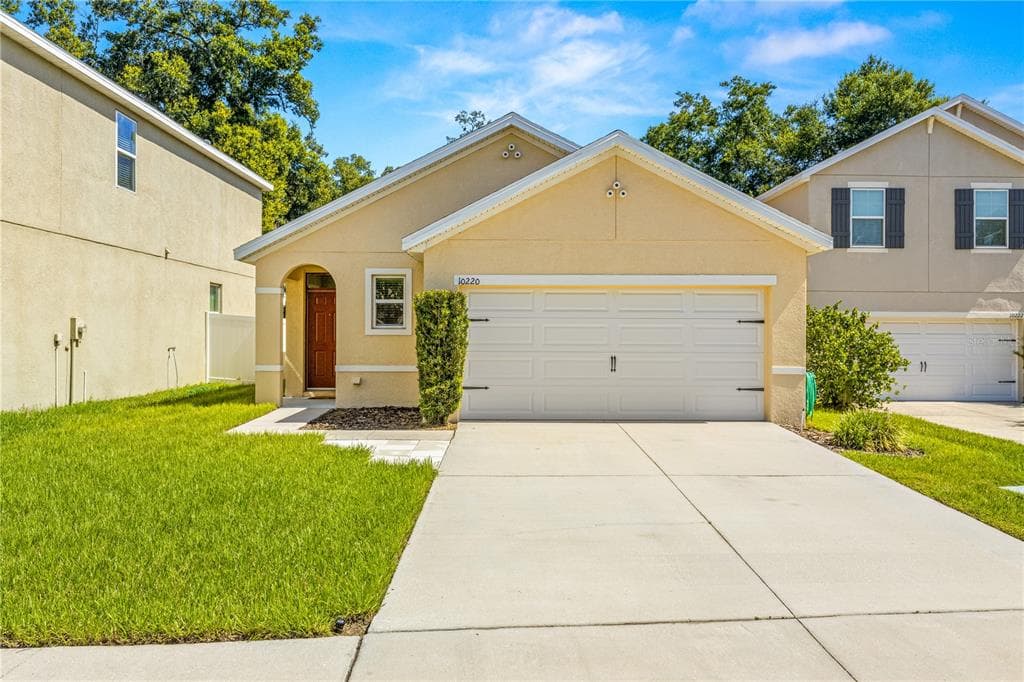 10220 HAWK STORM AVENUE TAMPA, FL 33610