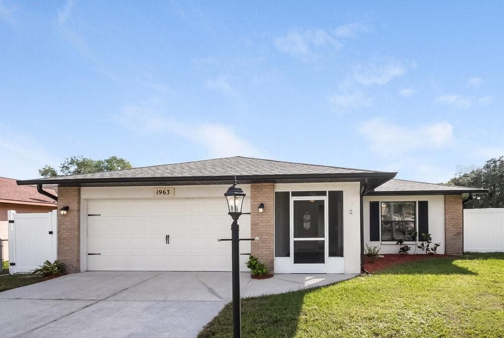 1963 COUNTRY MEADOWS WAY SARASOTA, FL 34235