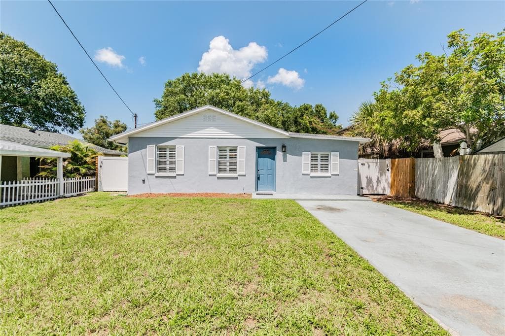 3611 W ANDERSON AVENUE TAMPA, FL 33611