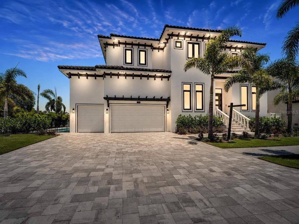517 TREVISO DRIVE APOLLO BEACH, FL 33572