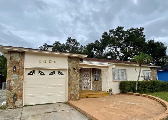 1409 28TH AVENUE S ST PETERSBURG, FL 33705