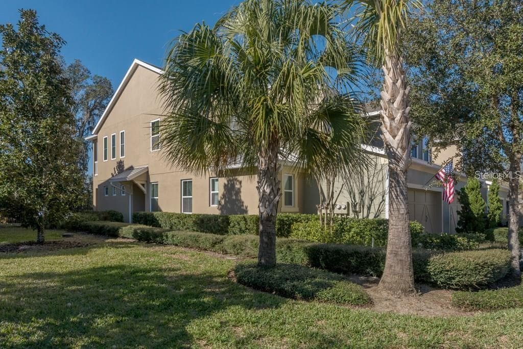 150 GRANDE VILLA DRIVE LUTZ, FL 33548