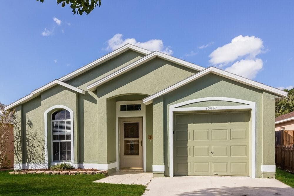 10041 CYPRESS MEADOWS LANE ORLANDO, FL 32825