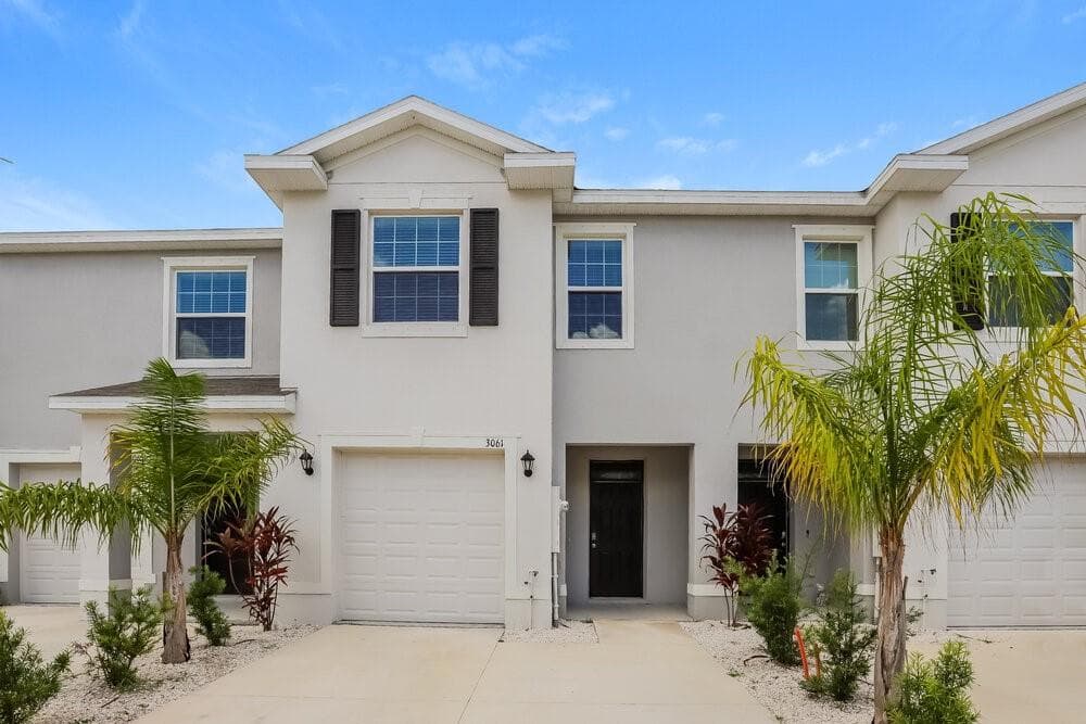 3061 INTREPID AVENUE SARASOTA, FL 34232