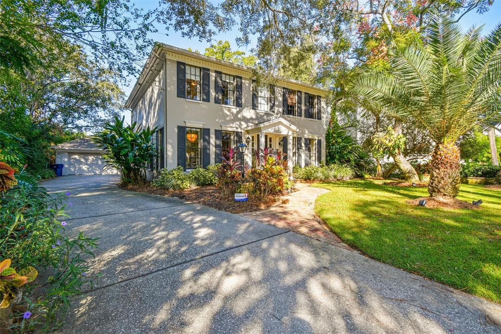 417 S PALOMA PLACE TAMPA, FL 33609