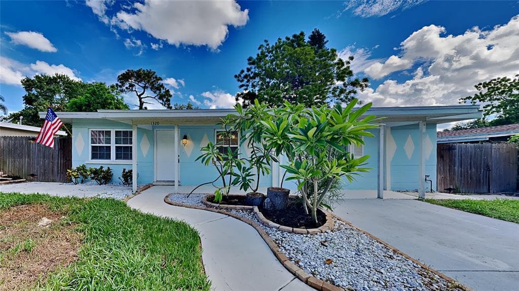 1320 BARRY STREET CLEARWATER, FL 33756
