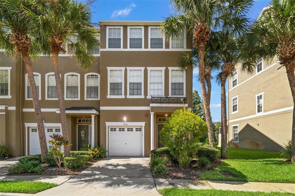 2956 BAYSHORE POINTE DRIVE