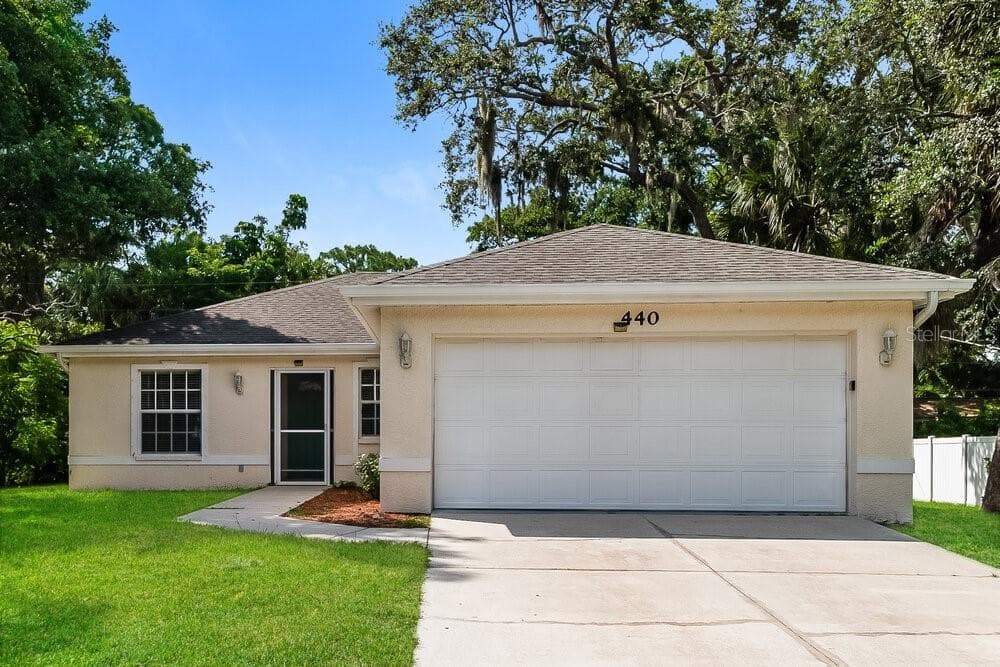 440 WISTERIA ROAD VENICE, FL 34293
