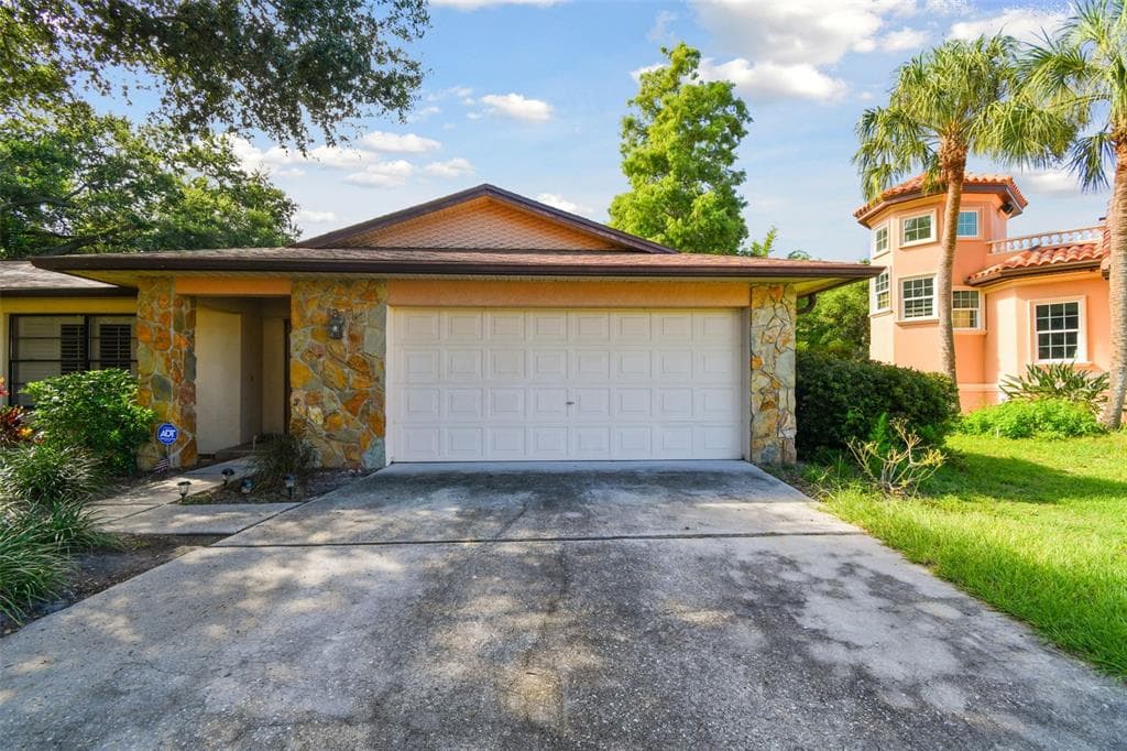 3048 GLENWOOD CT SAFETY HARBOR, FL 34695