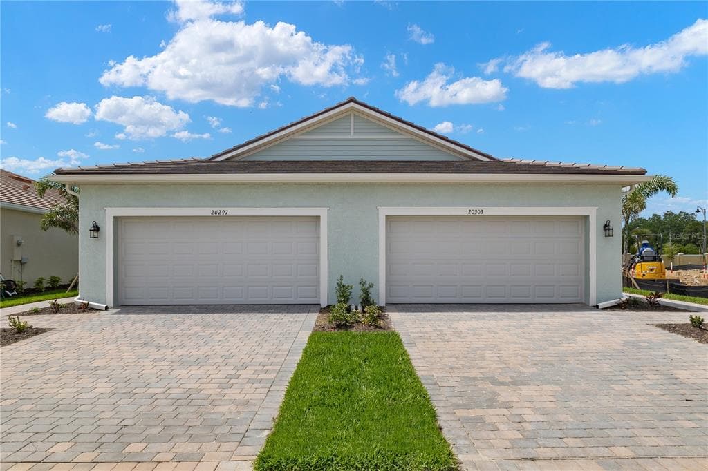 20303 SYMPHONY PLACE VENICE, FL 34293