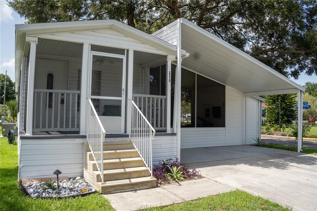 9403 STAR GAZER LANE RIVERVIEW, FL 33578