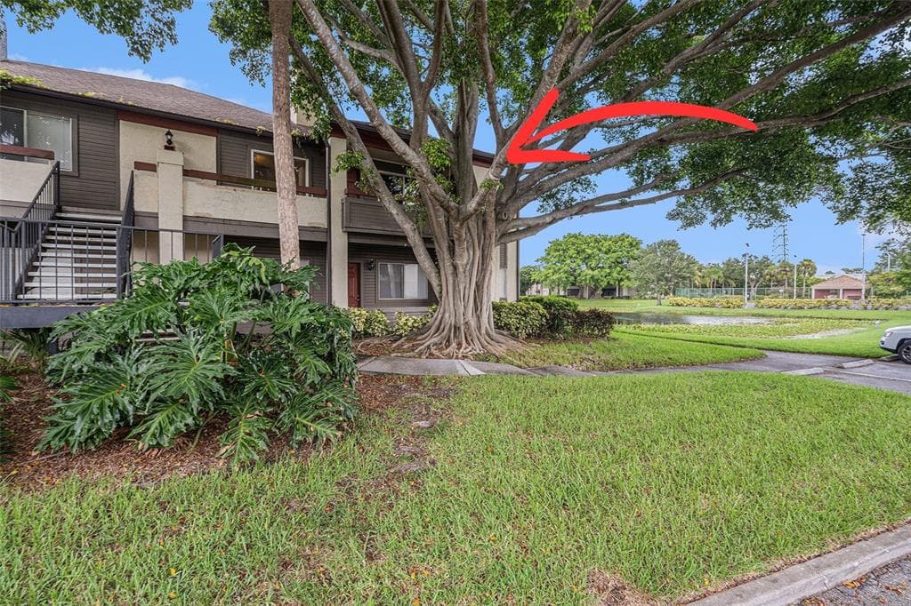 10263 GANDY BOULEVARD N UNIT 2008 ST PETERSBURG, FL 33702