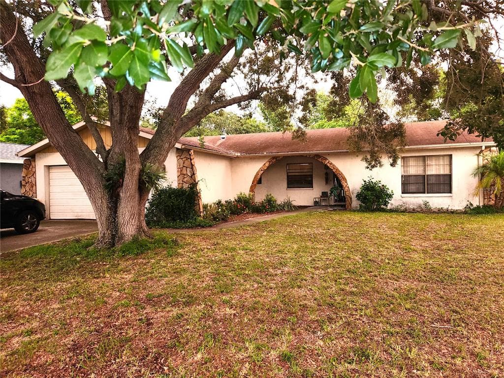 423 OAKLEAF BOULEVARD OLDSMAR, FL 34677