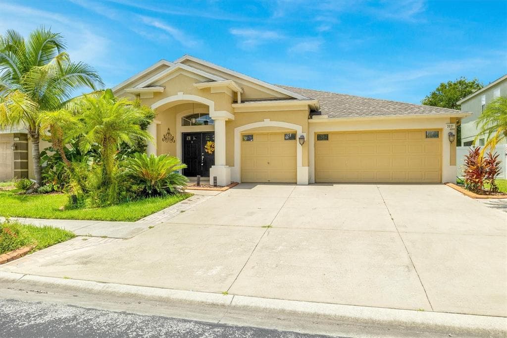 3531 FORTINGALE DRIVE WESLEY CHAPEL, FL 33543