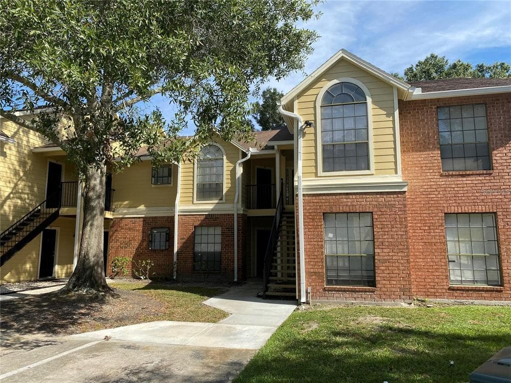 8722 MALLARD RESERVE DRIVE UNIT 204 TAMPA, FL 33614