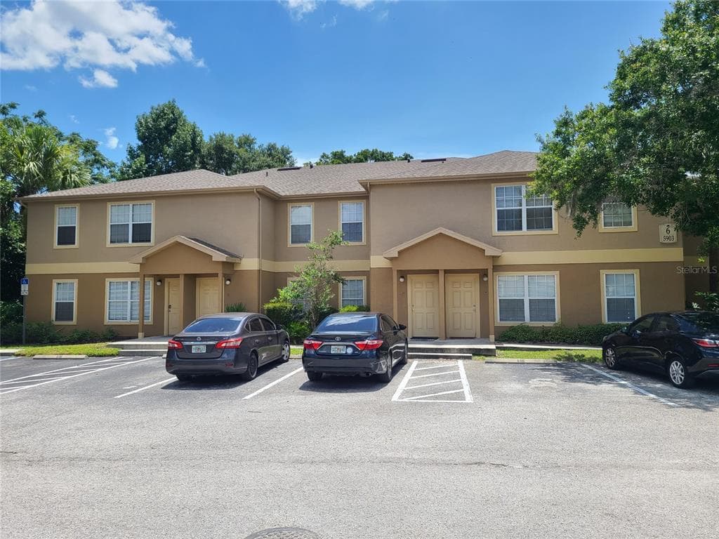 5903 WILLOW RIDGE DRIVE UNIT 203 ZEPHYRHILLS, FL 33541