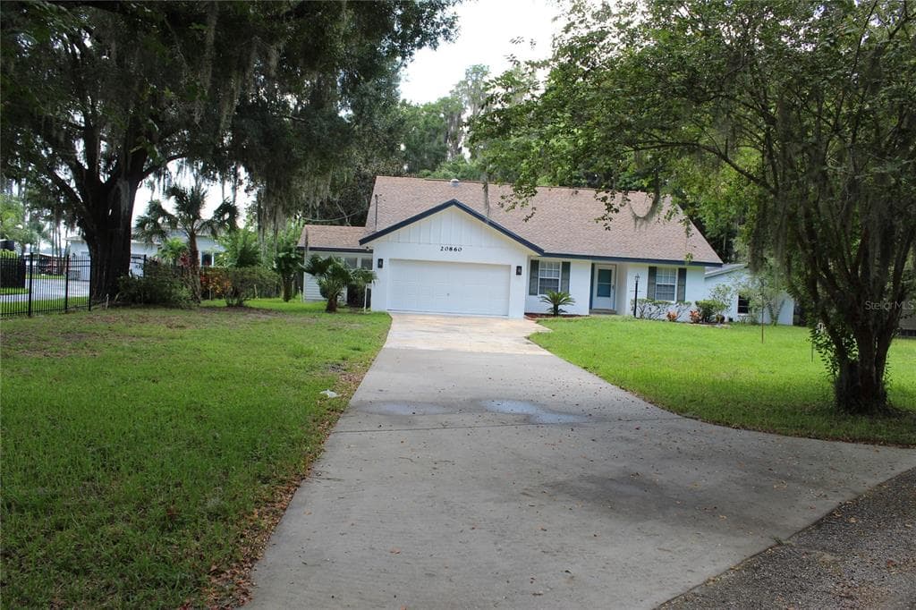 20860 LITTLE LAKE THOMAS ROAD LAND O LAKES, FL 34638