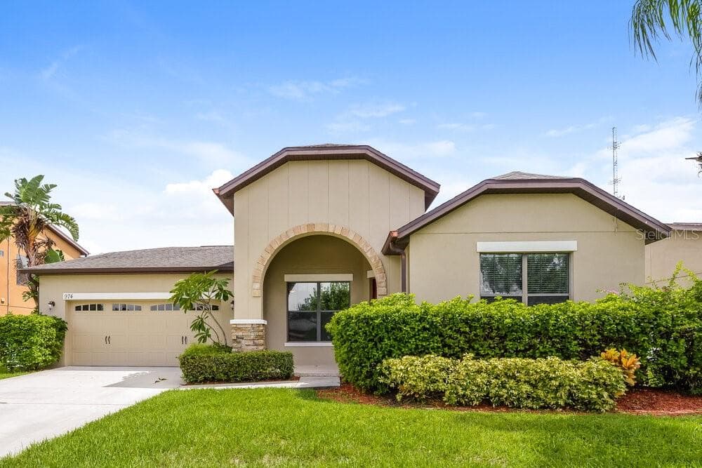 974 COSTA MESA LANE KISSIMMEE, FL 34744