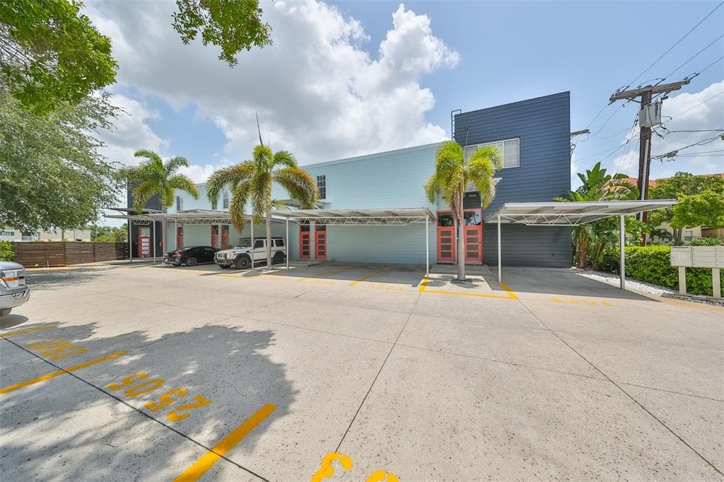 2513 W AZEELE STREET