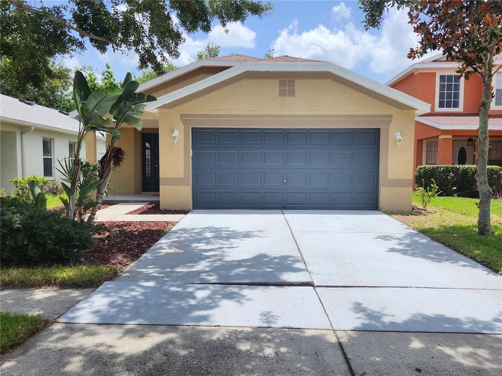 11438 BAY GARDENS LOOP RIVERVIEW, FL 33569