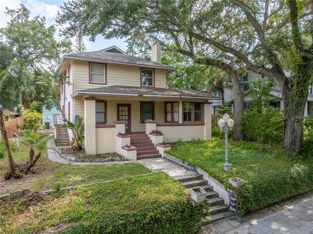 832 8TH AVENUE S ST PETERSBURG, FL 33701