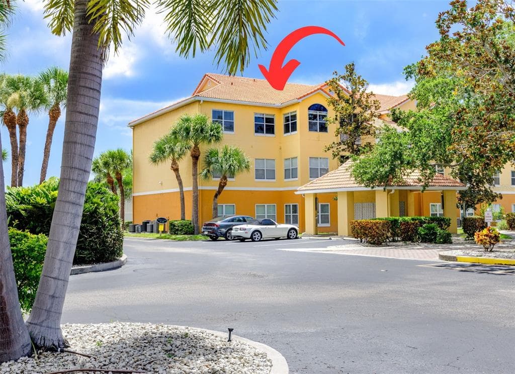 10764 70TH AVENUE UNIT 3308 SEMINOLE, FL 33772