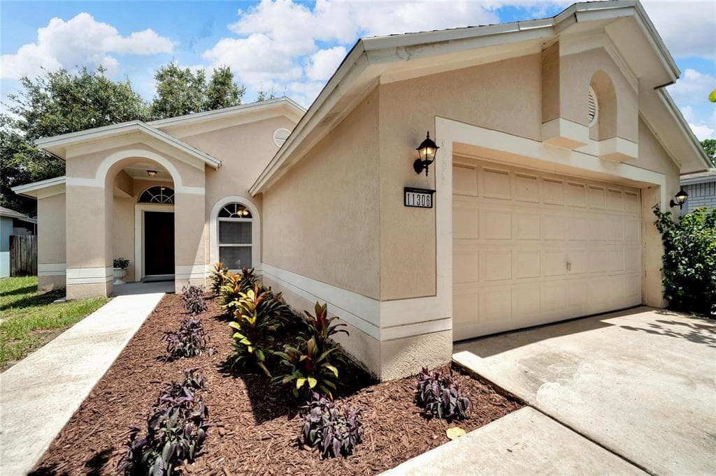 11306 BROWNSTONE COURT RIVERVIEW, FL 33569