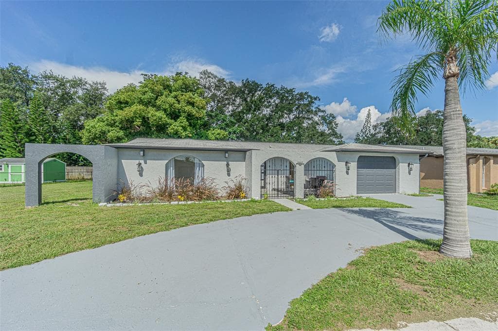 2007 TUMBLEWEED DRIVE HOLIDAY, FL 34690