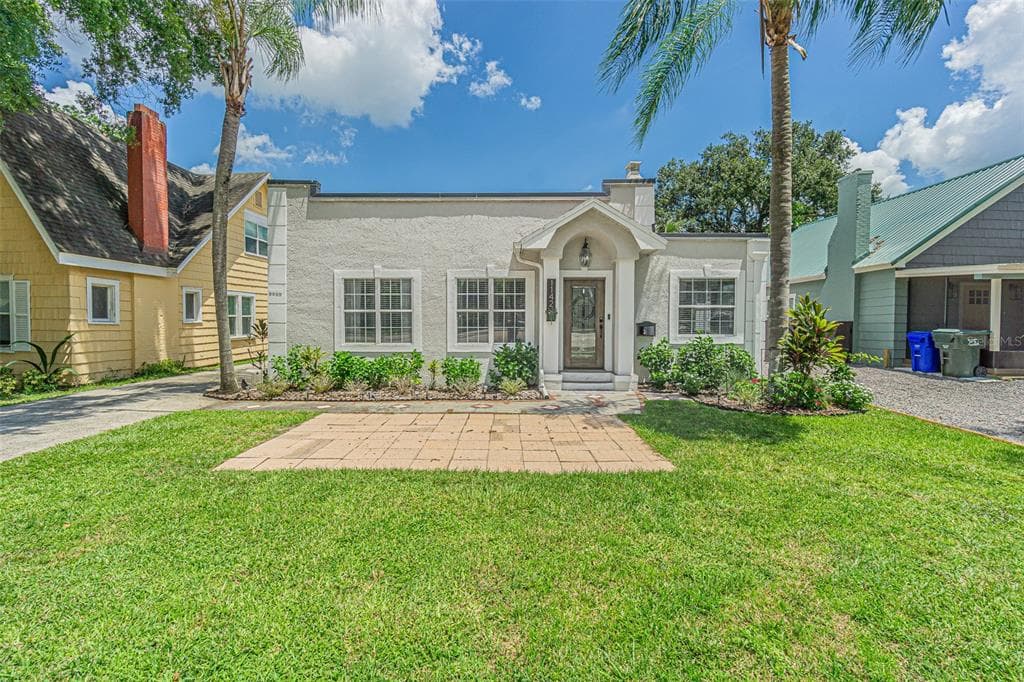1142 E EDGEWOOD DRIVE LAKELAND, FL 33803