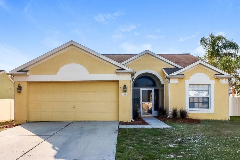 215 ISLAND WATER WAY APOLLO BEACH, FL 33572