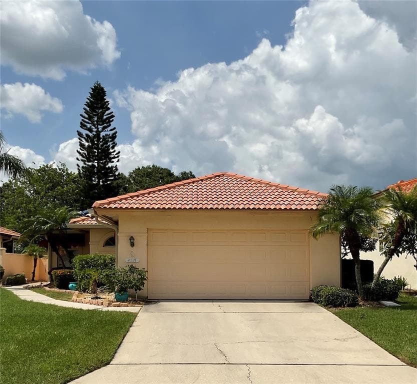 4115 MURFIELD DRIVE E BRADENTON, FL 34203