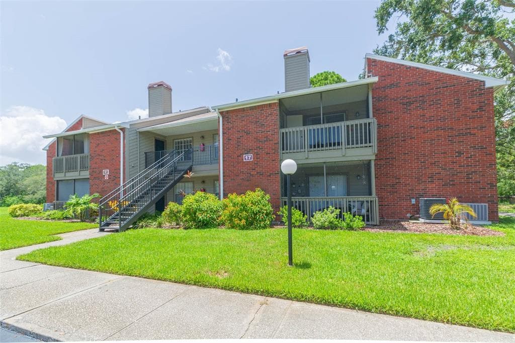 9100 DR MARTIN LUTHER KING JR STREET N UNIT 1704 ST PETERSBURG, FL 33702
