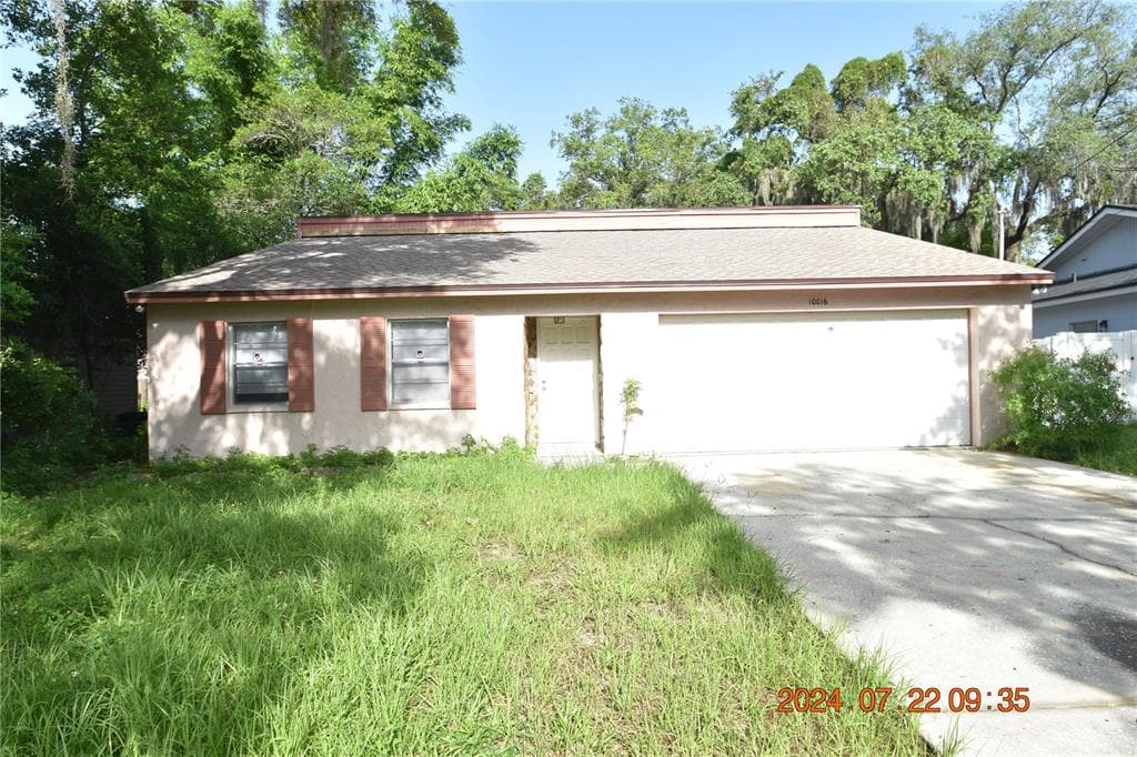 10016 N NINEVAH ROAD TAMPA, FL 33617